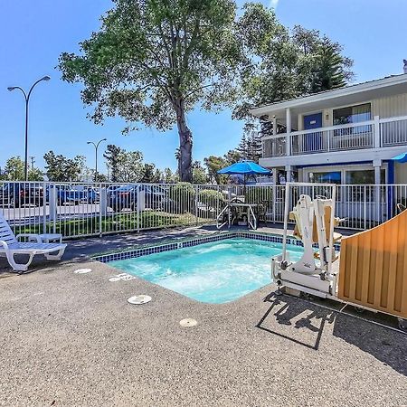 Motel 6-Oakland, Ca - Embarcadero Eksteriør billede