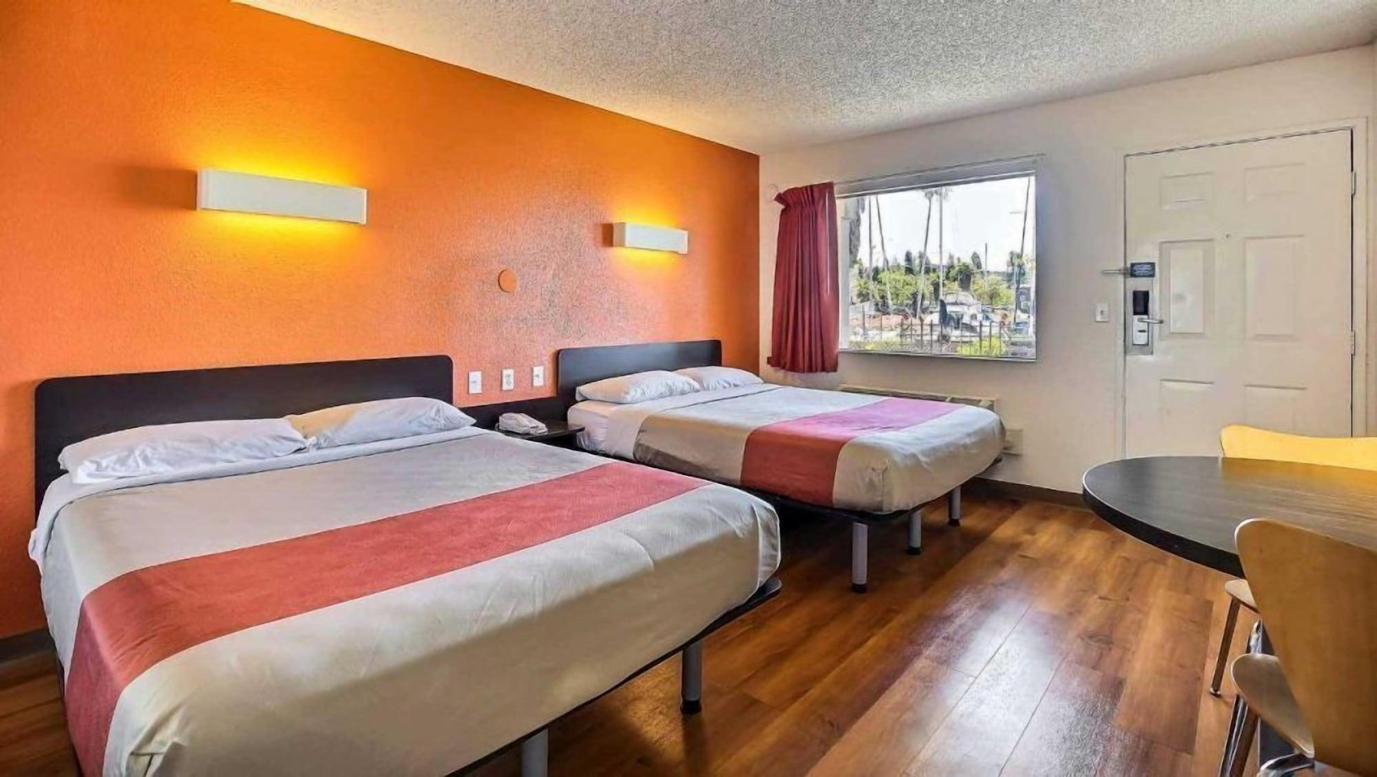 Motel 6-Oakland, Ca - Embarcadero Eksteriør billede