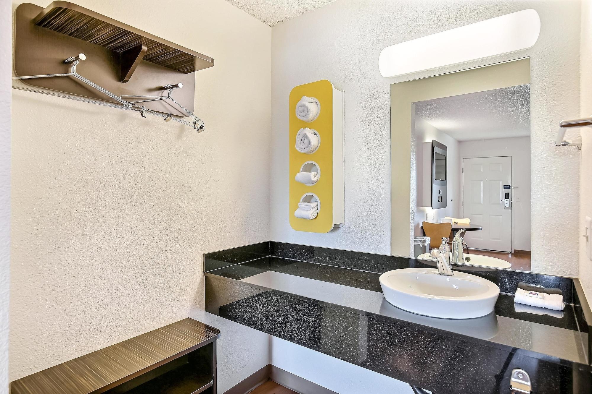 Motel 6-Oakland, Ca - Embarcadero Eksteriør billede