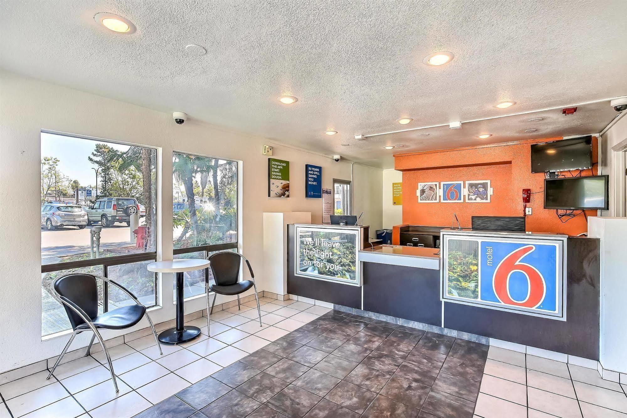 Motel 6-Oakland, Ca - Embarcadero Eksteriør billede